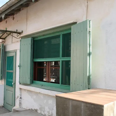 Maison Independante Avec Jardin Cloture A 150m De La